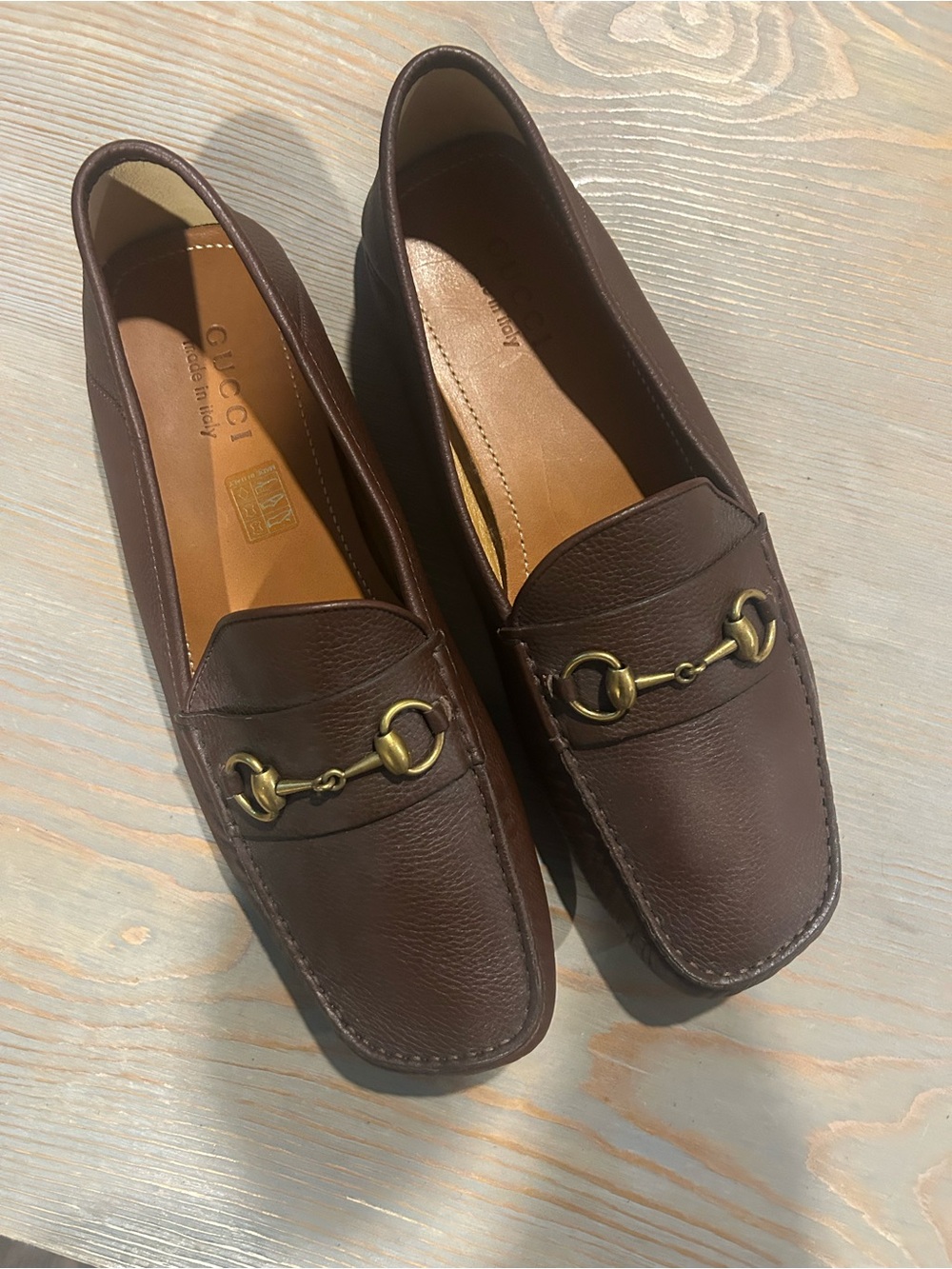 Gucci Men’s Calfskin Hebron Horse Bit Loafer Moccasins in Brown - NEW